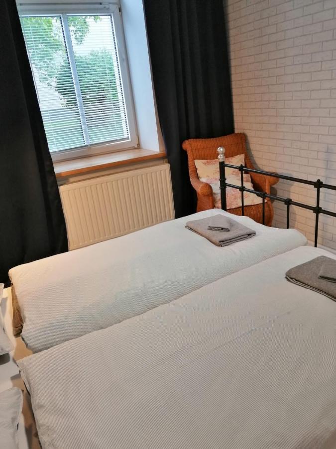Apartament Galicja Plus Chrzanow Bagian luar foto